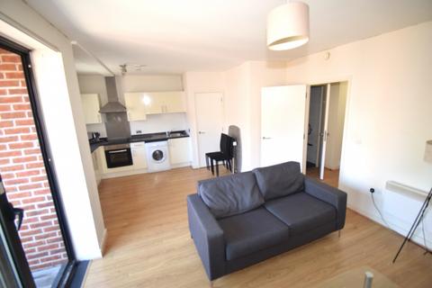 2 bedroom apartment to rent, 2 Bed with Balcony & Parking in The Baltic