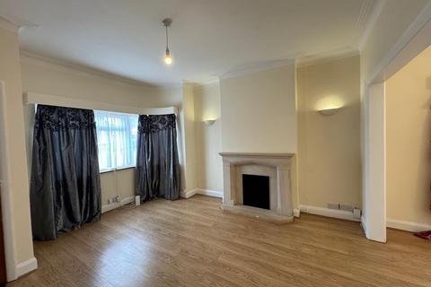 2 bedroom semi-detached house to rent, Kenilworth Road, Edgware