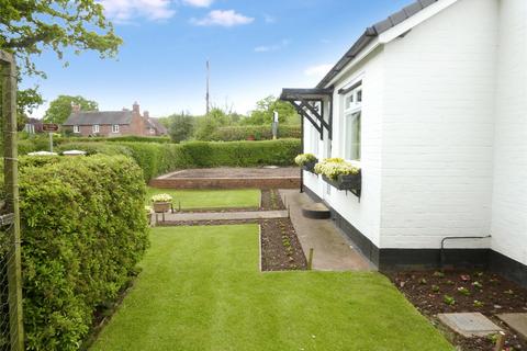 2 bedroom bungalow to rent, Wootton, Bridgnorth, Shropshire, WV15