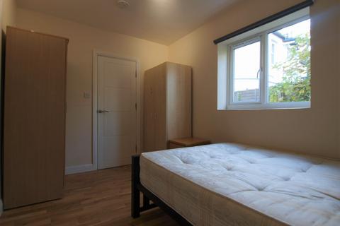 1 bedroom flat to rent, Belmont Road, Turnpike Lane, N15