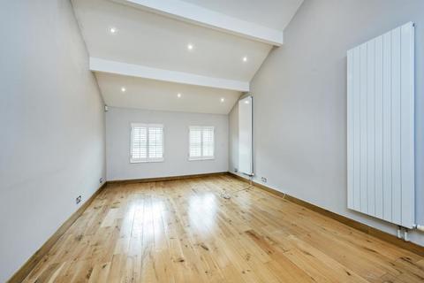 1 bedroom flat to rent, Richmond Road, TW1