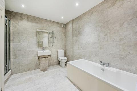 1 bedroom flat to rent, Richmond Road, TW1
