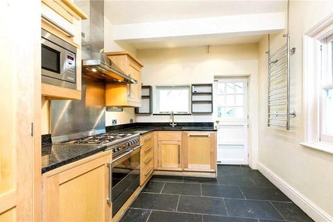 3 bedroom end of terrace house to rent, Arthur Road, Winchester, Hampshire, SO23