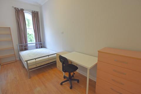 5 bedroom flat to rent, Forest Fields Nottingham NG7
