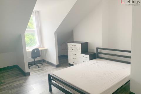 4 bedroom terraced house to rent, Castle Boulevard, Lenton