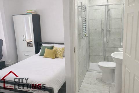 4 bedroom terraced house to rent, Castle Boulevard, Lenton