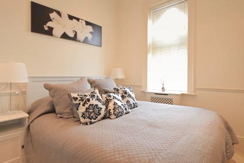 6 bedroom house to rent, Frognal, Hampstead