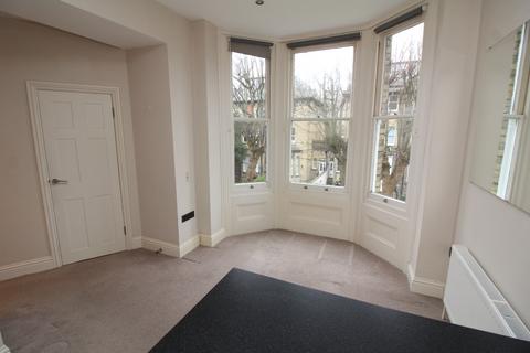 1 bedroom flat to rent, First Avenue, Hove BN3