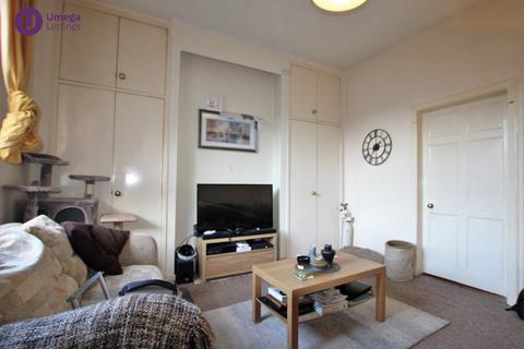 1 bedroom flat to rent, Rosemount Building, Edinburgh, EH3