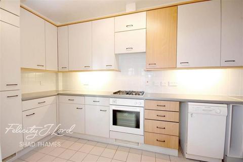 2 bedroom flat to rent, Millennium Square, Shad Thames, SE1