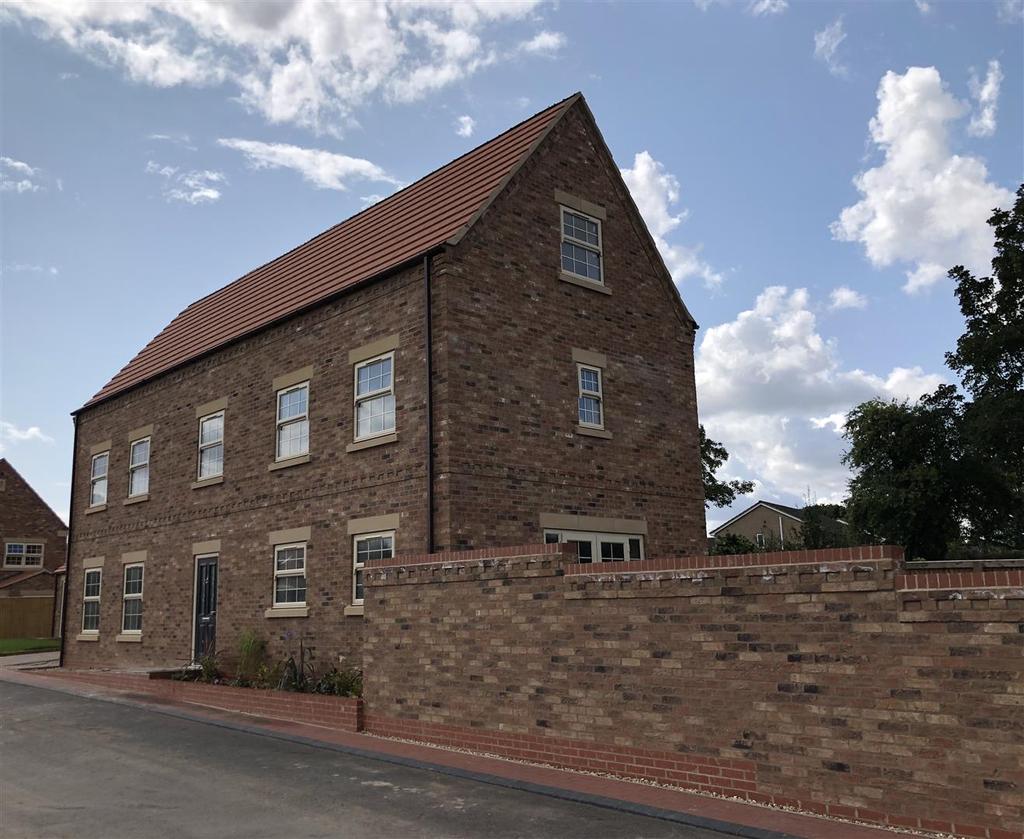 Chessington Gardens Thorne Road, Edenthorpe, Doncaster 5 bed detached