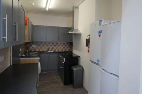 6 bedroom flat to rent, 111a Warwick Street, Leamington Spa