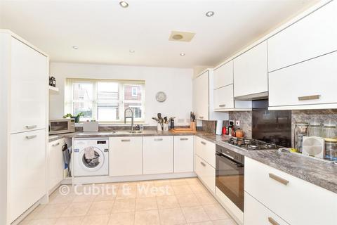 3 bedroom semi-detached house for sale, Skylark Avenue, Emsworth, Hampshire