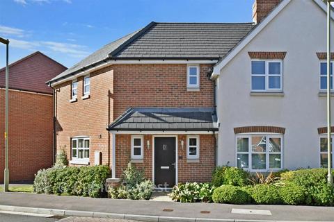 3 bedroom semi-detached house for sale, Skylark Avenue, Emsworth, Hampshire