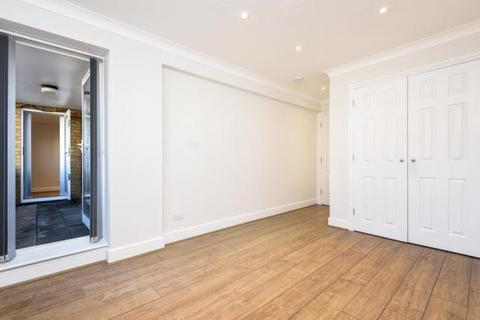 2 bedroom apartment to rent, Coliseum Court,  Finchley,  N3