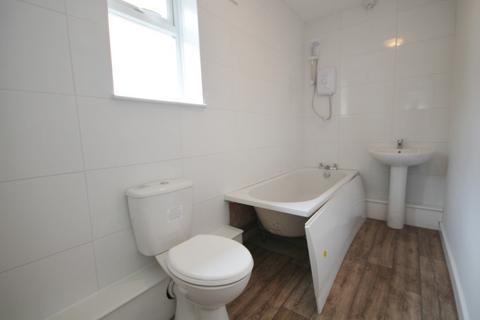 1 bedroom semi-detached bungalow to rent, Westleigh Road, West End, Leicester LE3