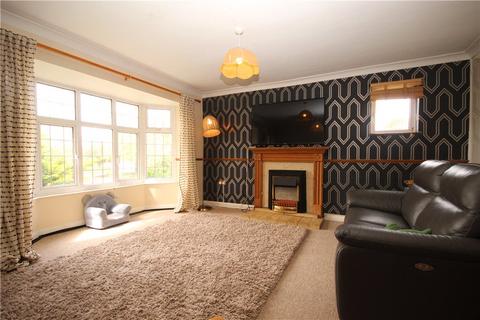 2 bedroom maisonette to rent, Aldershot Road, Guildford, Surrey, GU2