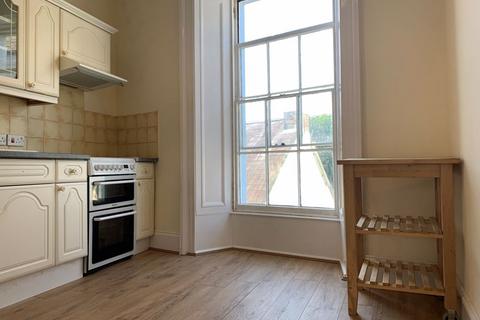 2 bedroom apartment to rent - High Street, Haverfordwest