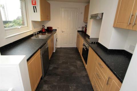 4 bedroom house share to rent, Clifton Place, Plymouth