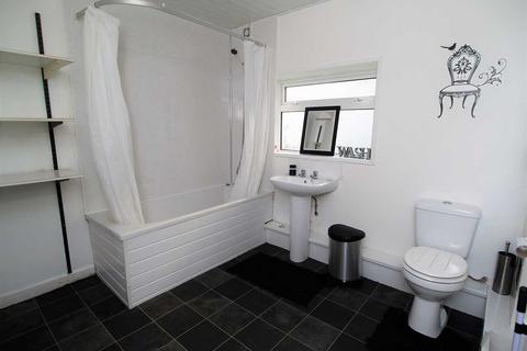 3 bedroom maisonette to rent, Radnor Street, Plymouth, Plymouth