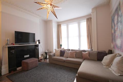 2 bedroom flat to rent - Alexandra Grove, Finsbury Park, N4