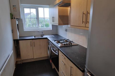 1 bedroom flat to rent, Mill Street, Redhill