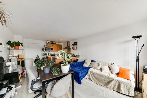 2 bedroom apartment to rent, Carronade Court, Eden Grove, Holloway