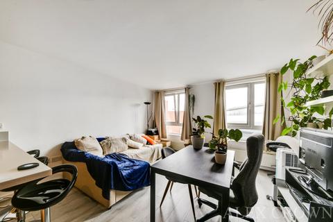 2 bedroom apartment to rent, Carronade Court, Eden Grove, Holloway