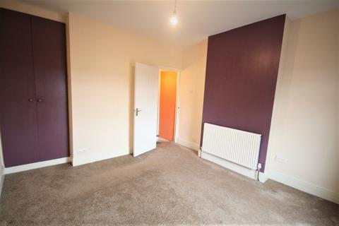 2 bedroom end of terrace house to rent, Alban Street, Crewe