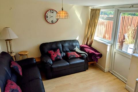 5 bedroom semi-detached house to rent, Harborne Lane, Selly Oak, Birmingham, B29 6TQ