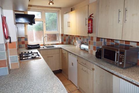 5 bedroom semi-detached house to rent, Harborne Lane, Selly Oak, Birmingham, B29 6TQ