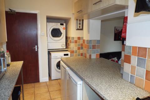 5 bedroom semi-detached house to rent, Harborne Lane, Selly Oak, Birmingham, B29 6TQ