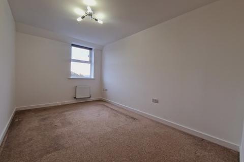 2 bedroom apartment to rent, Cloatley Crescent, Swindon SN4