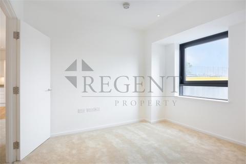 2 bedroom apartment to rent, Valentines House, Ilford Hill, IG1