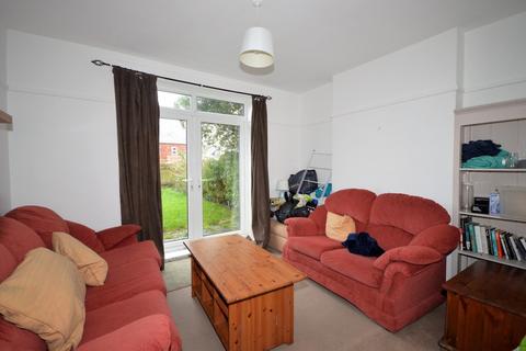 4 bedroom house share to rent, Markham Road, Winton, Bournemouth