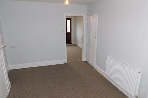 2 bedroom end of terrace house to rent - High Street Walton, Felixstowe