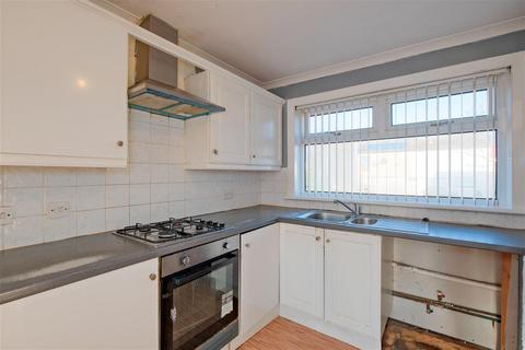 4 bedroom end of terrace house to rent, Striven Terrace, Hamilton