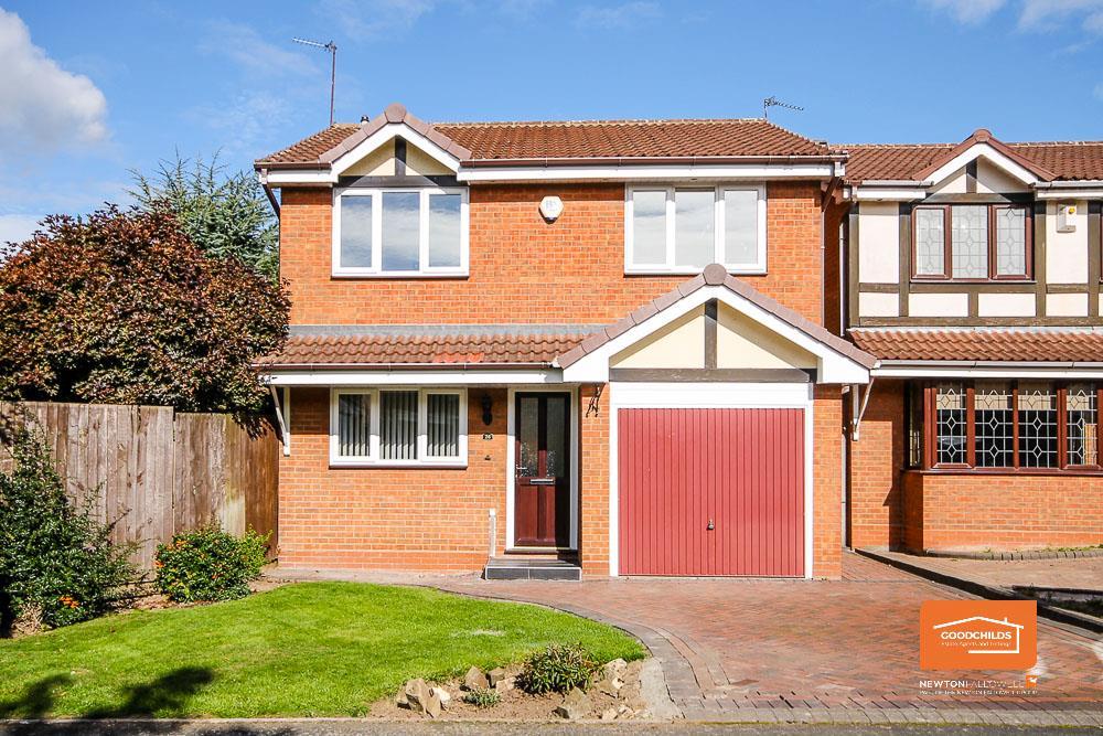 Gleneagles Road, Bloxwich, WS3 3UJ 3 bed detached house £270,000