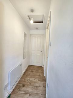 Studio to rent, Unett Court, St Matthews Road, Smethwick B66
