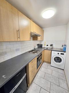 Studio to rent, Unett Court, St Matthews Road, Smethwick B66