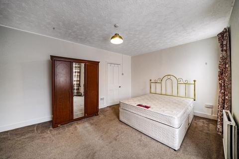 4 bedroom house to rent - Sheringham Avenue, Manor Park