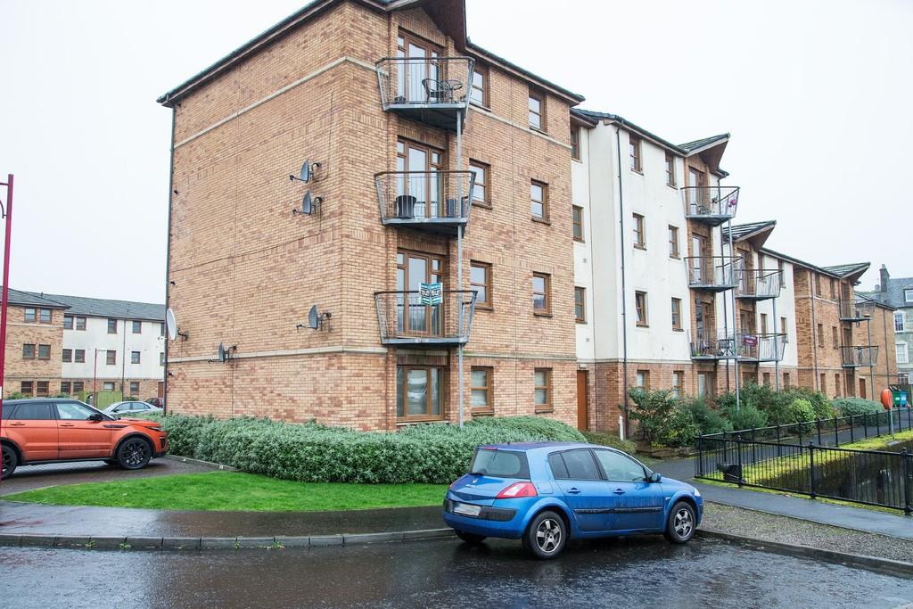 Deas Wharf, Kirkcaldy 2 bed apartment £550 pcm (£127 pw)