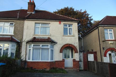 5 bedroom terraced house to rent, Violet Road, Southampton
