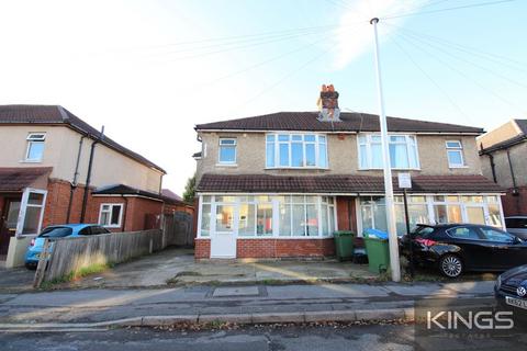 7 bedroom terraced house to rent, Upper Shaftesbury Avenue