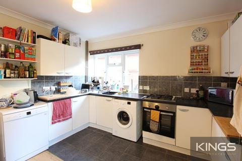 7 bedroom terraced house to rent, Upper Shaftesbury Avenue