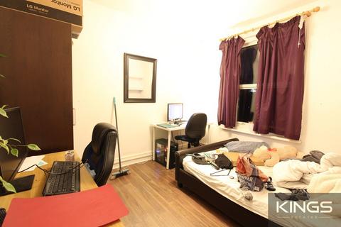 6 bedroom terraced house to rent, Shakespeare Avenue, Southampton