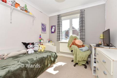 4 bedroom end of terrace house for sale, Green Close, Whitfield, Dover, Kent