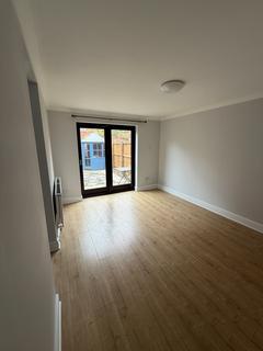 1 bedroom ground floor flat to rent, Mulberry Close, Norwich NR3