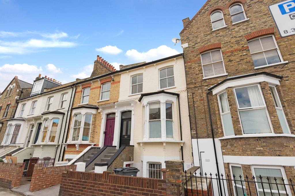 Sandringham Road, Hackney, London E8 1 bed flat £475,000