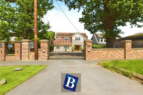 4 bedroom detached house for sale, Nags Head Lane, Brentwood, Essex, CM14